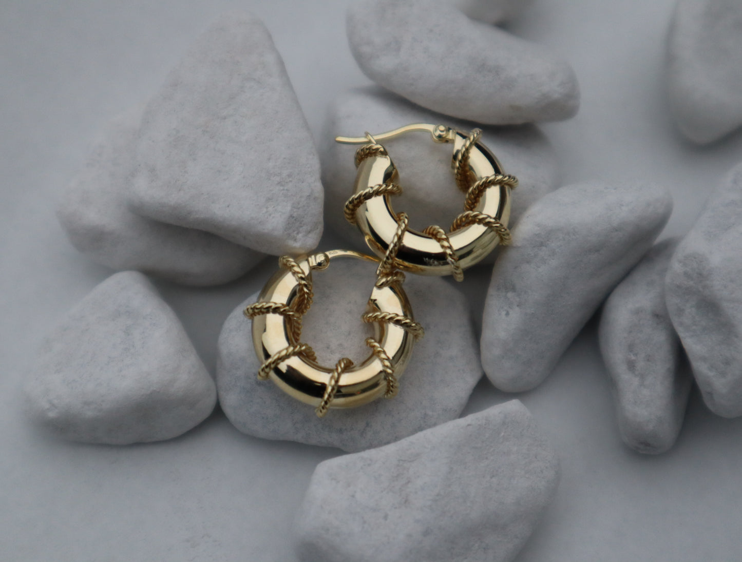 The Swirl Hoops Gold
